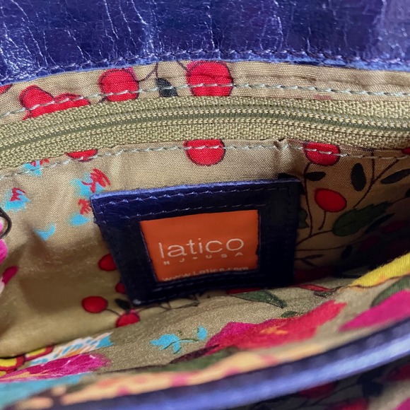 Latico Leather Wallet Navy Blue Brass Snap Closure Fold Over Floral Lining - Picture 3 of 6